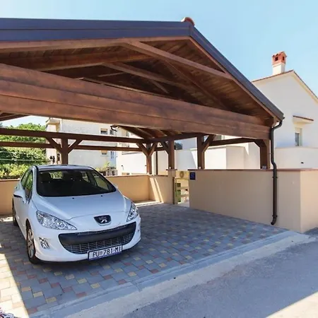 Garden With Terrace And Grill